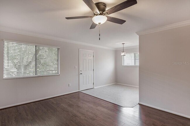 Building Photo - 11802 Raintree Lake Ln