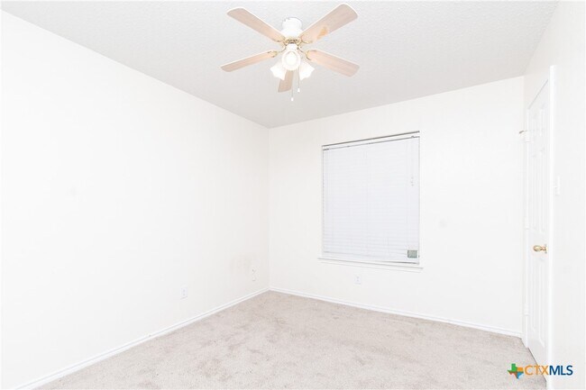 Building Photo - 3301 Dorothy Jane Dr