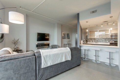 Building Photo - 2115 Yeaman Pl