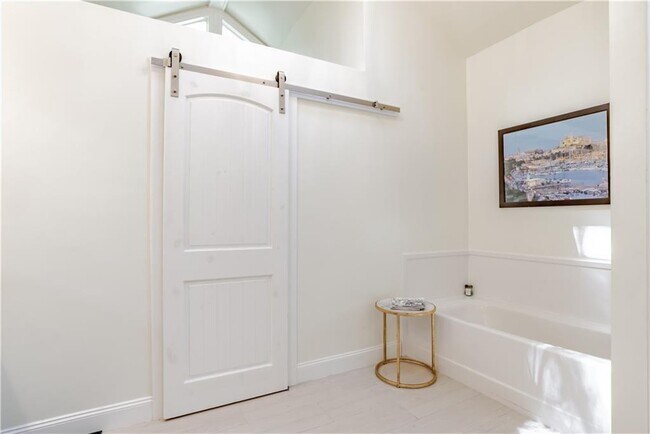 Building Photo - 2127 Ryegate Ct