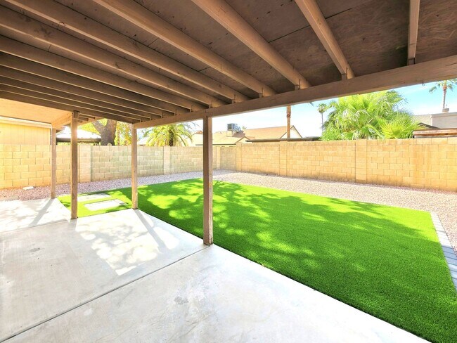 Building Photo - 3839 W Whitten St