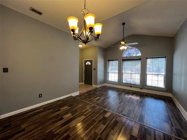 Building Photo - 7904 Fox Chase Dr