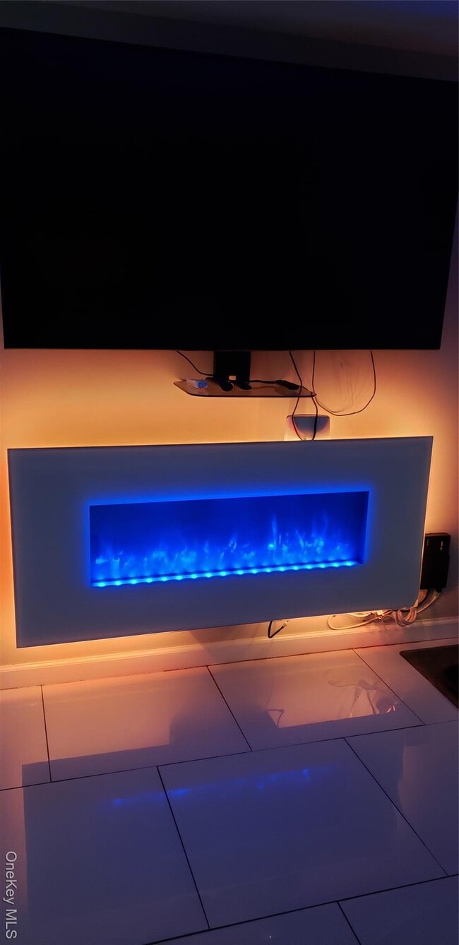 Building Photo - 159-14 134th Ave