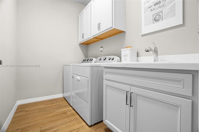 Building Photo - 8262 Cinch Way