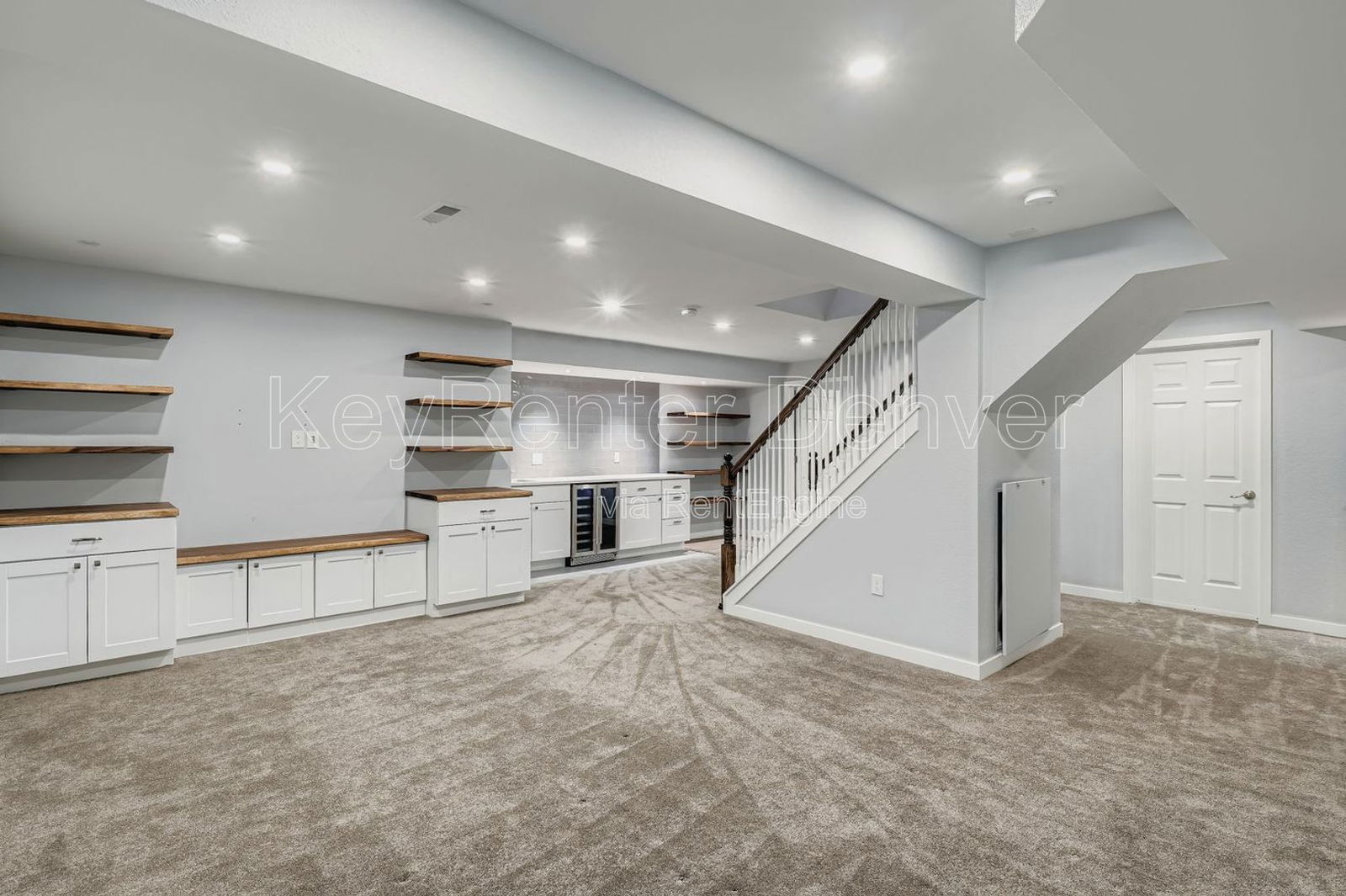 Building Photo - 6408 Zang St