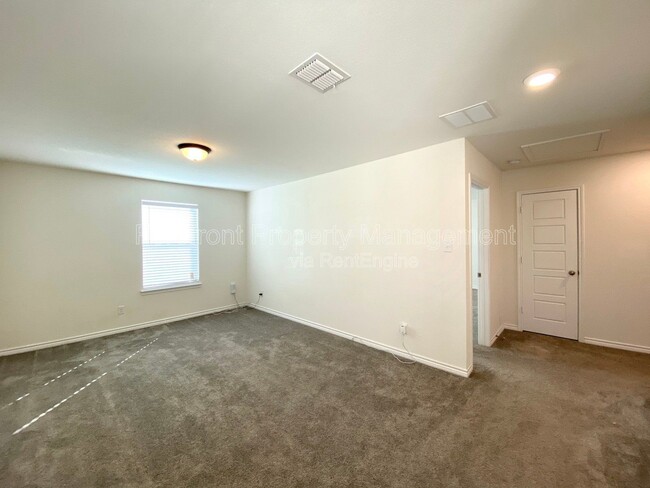 Building Photo - 9803 Boxer Creek