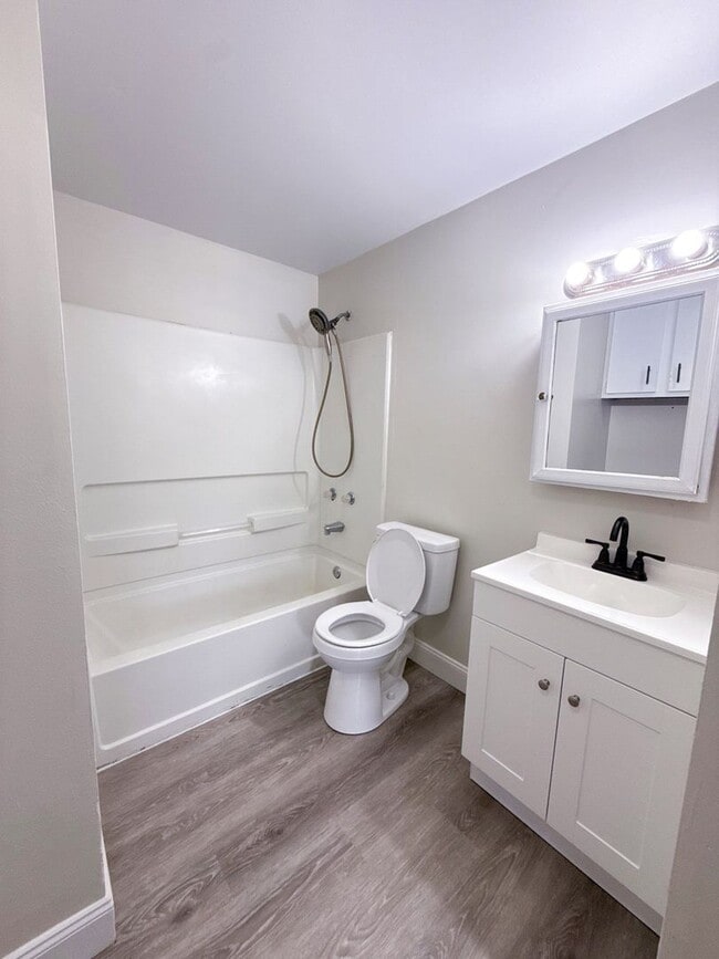 Building Photo - Beautifully Renovated 3BR Home in Blacklick Estates w/ Bonus Room, Huge Backyard & Garage