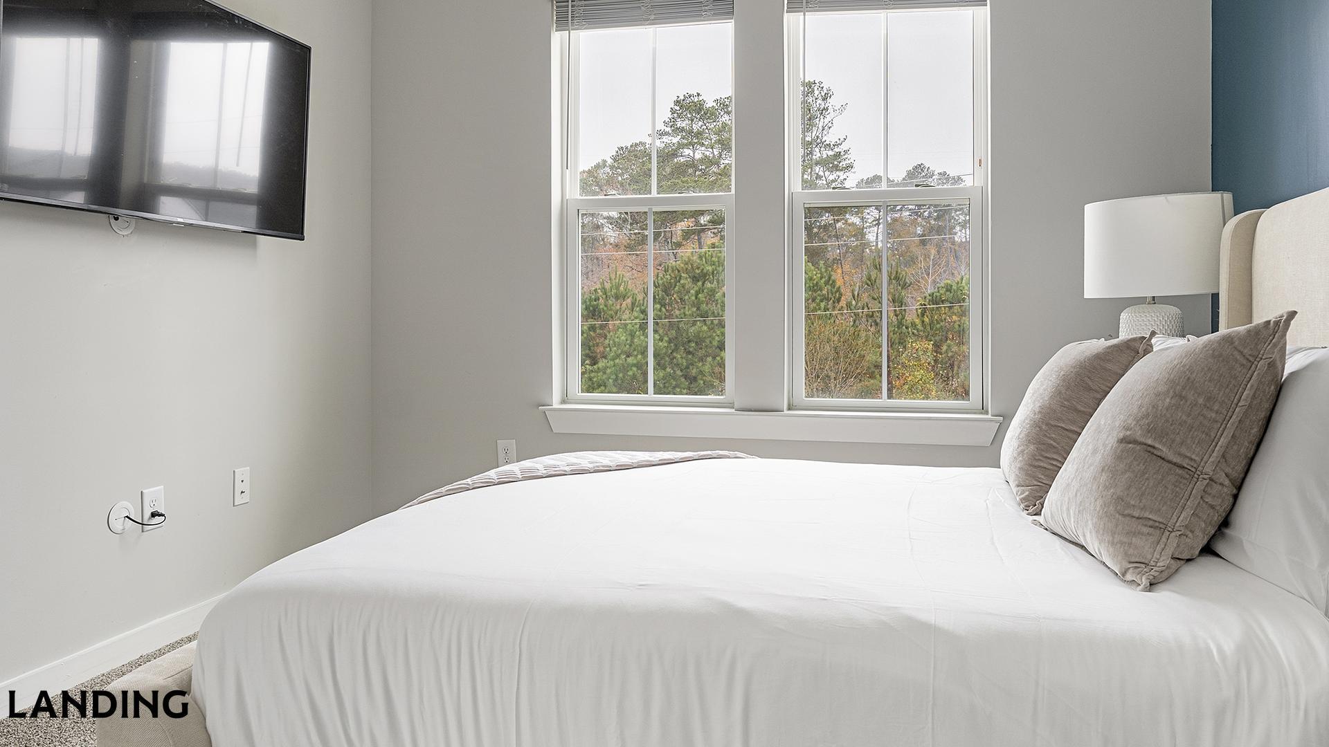 Building Photo - 6025 Riverview Rd SE