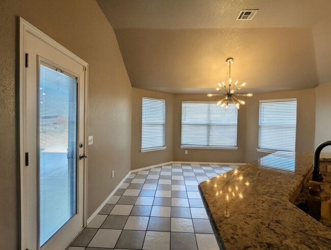 Building Photo - Beautiful 3 Bedroom Home with Study, Fireplace & Fenced Backyard!