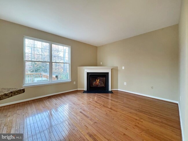 Building Photo - 12652 Heron Ridge Dr