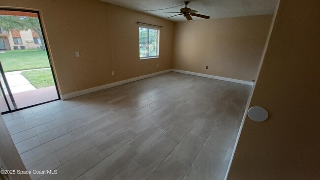 Building Photo - 196 San Juan Cir