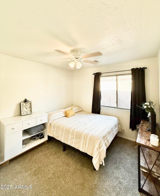 Building Photo - 13737 W Berridge Ln