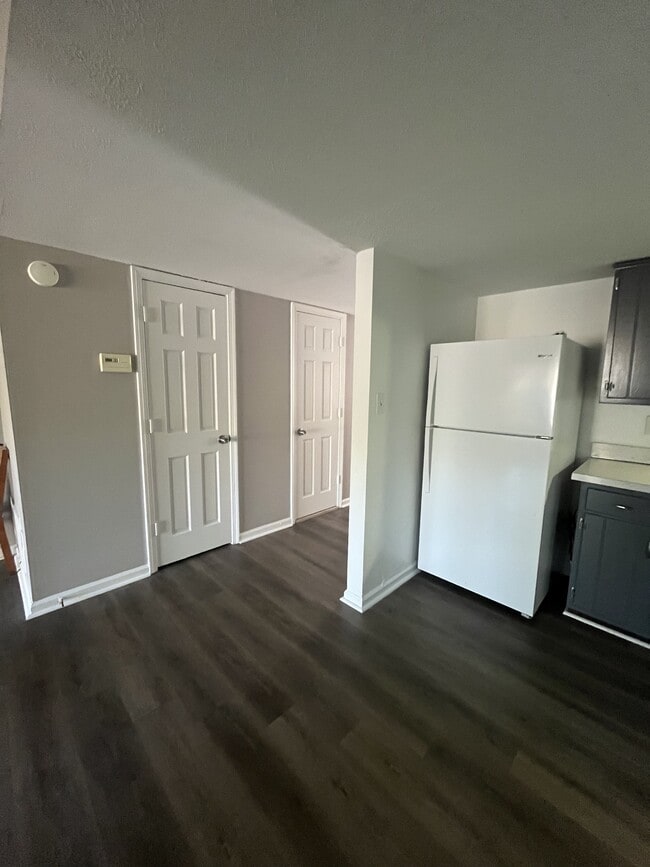 Building Photo - 14553 Old Courthouse Way