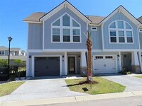 Building Photo - Modern 3 Bed/3 Bath End Unit Townhome - Close to Everything - GREAT PRICE!