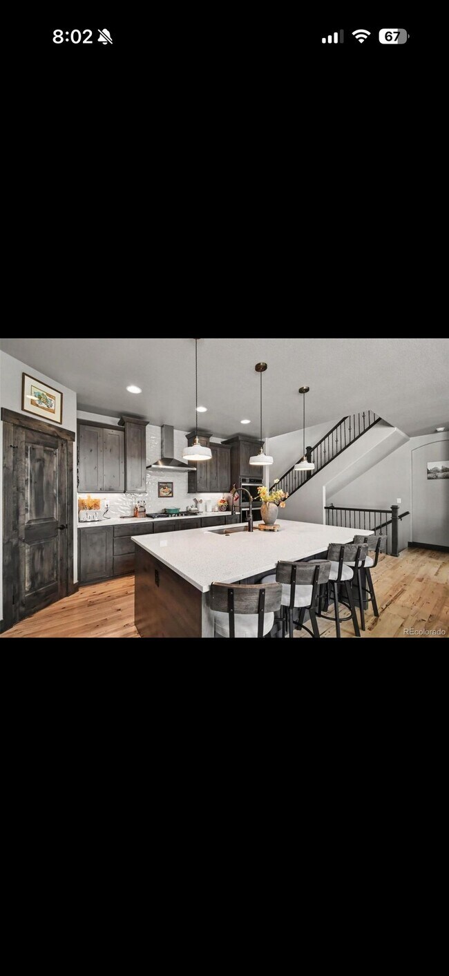 Building Photo - 1833 Castle Hill Dr
