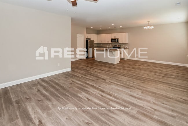 Building Photo - HOME FOR RENT--1/2 OFF ONE MONTH!!