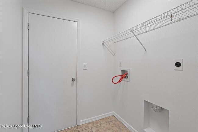 Building Photo - 816 Hunters Creek Dr
