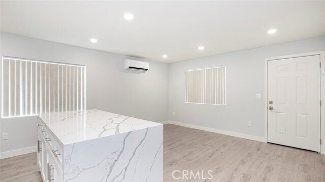 Building Photo - 12558 Vanowen St