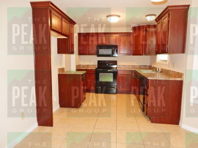 Building Photo - Home For Rent in Willard School District