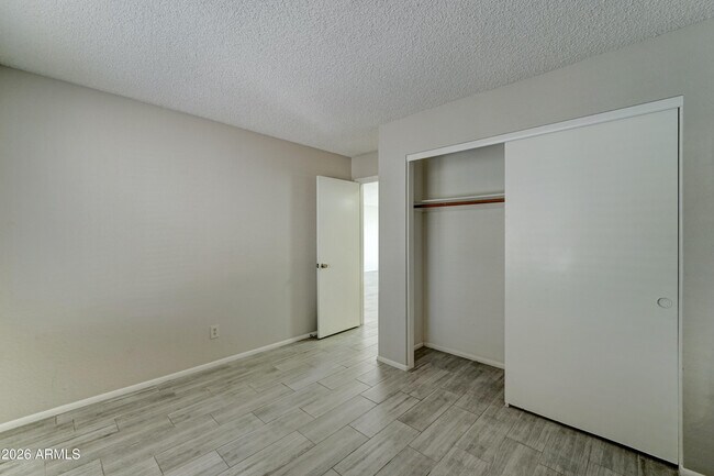 Building Photo - 7040 W Olive Ave