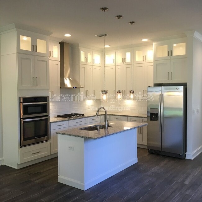 Building Photo - 109 E Evans St