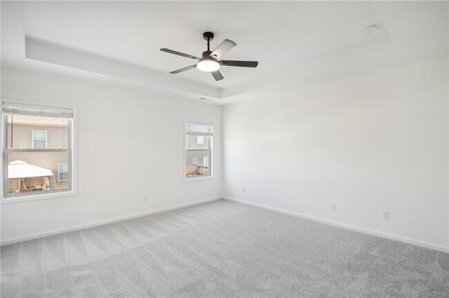 Building Photo - 5770 Rialto Way