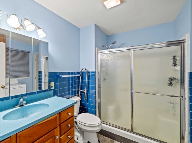 Building Photo - 331 CT-163