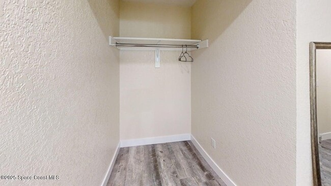 Building Photo - 3015 Marshall Dr