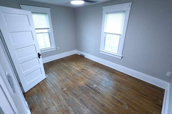 Building Photo - 91 Westwood Ave