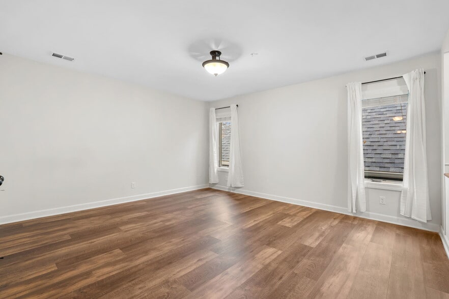 Building Photo - 4406-1 Nicollet Ave