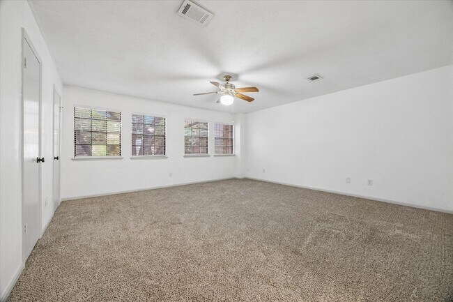 Building Photo - 1323 Reddleshire Ln