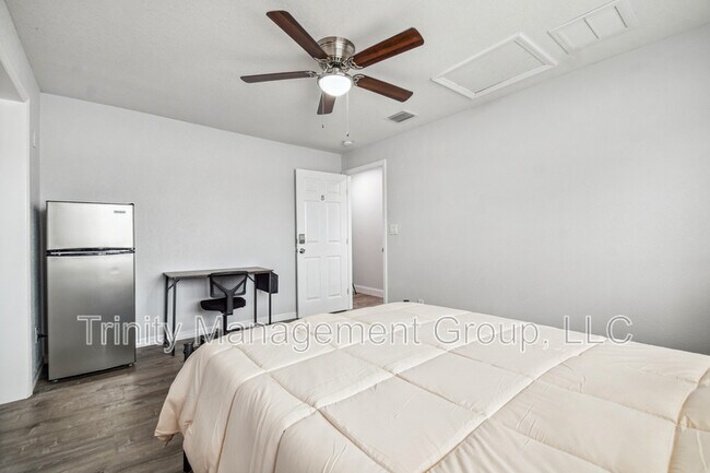 Building Photo - 380 Jeru Blvd