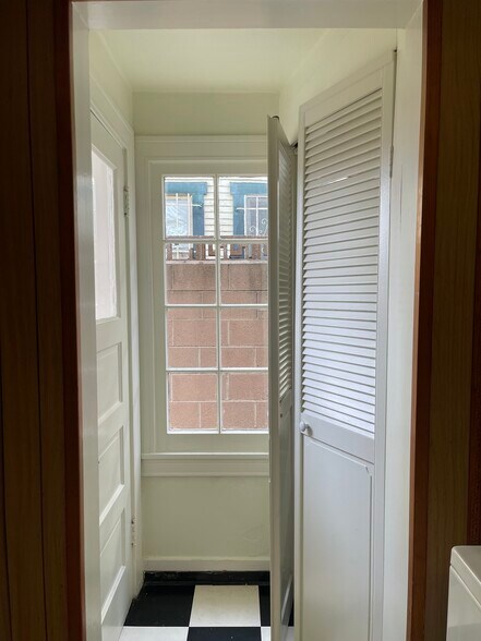 Kitchen entrance & window - 324 S Coronado St