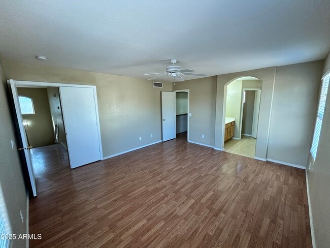 Building Photo - 12810 W Windsor Ave