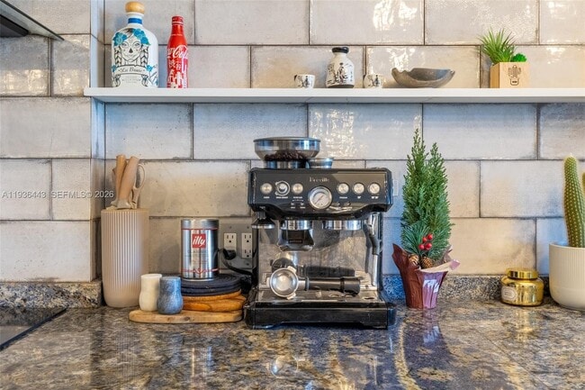 Building Photo - 2841 NE 163rd St