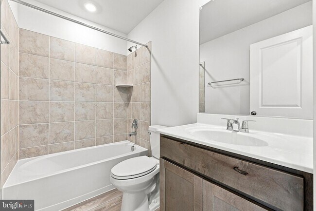 Building Photo - 394 Seeback Dr