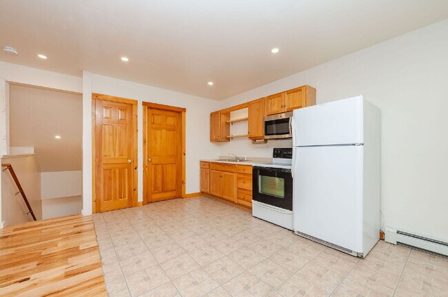 Building Photo - Hilltop Sanctuary Living | Open-Concept 2BR Loft-Style Home | Utilities Included | Barrington, NH