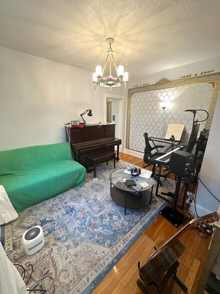 Building Photo - 26 Chiswick Rd