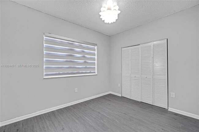 Building Photo - 8021 Lake Dr