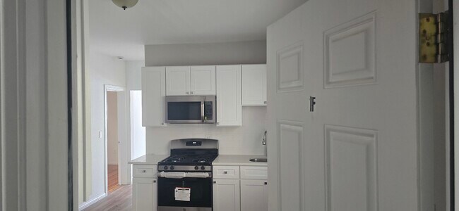 Building Photo - 8222 S South Shore Dr
