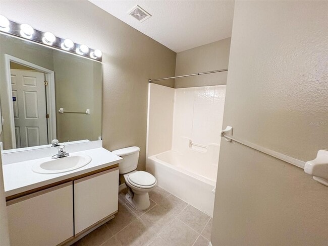 Building Photo - 6019 Portsdale Pl