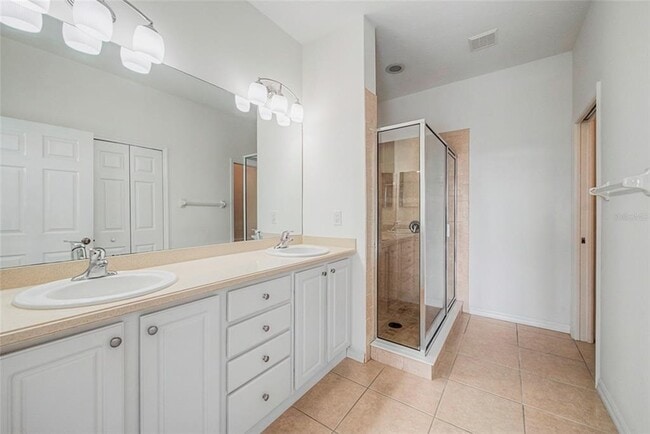 Building Photo - 11443 52nd Ct E