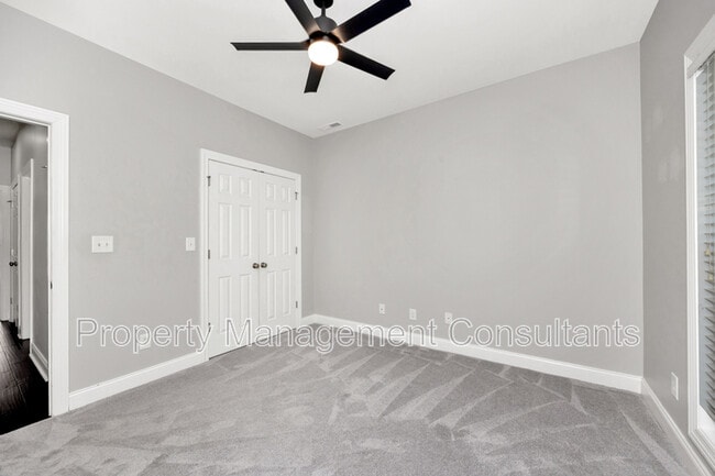 Building Photo - 108 Blackwood Dr NW