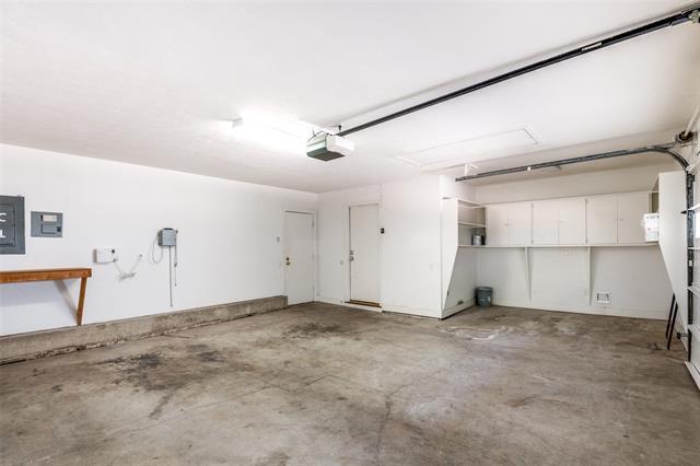 Building Photo - 3101 Lovers Ln