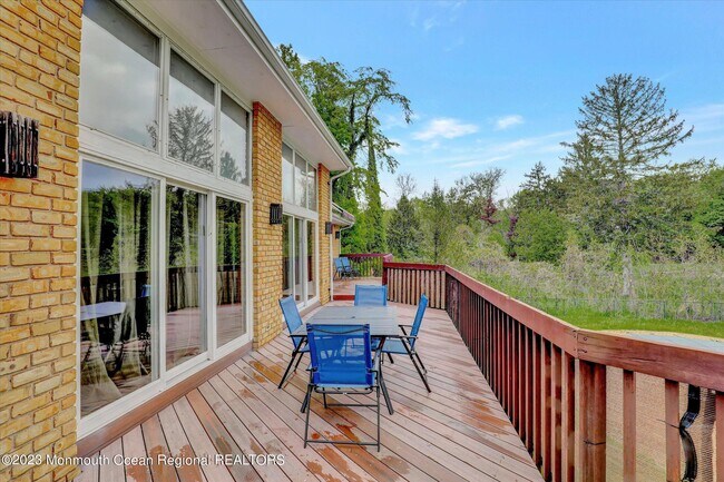 Building Photo - 84 Wickapecko Dr