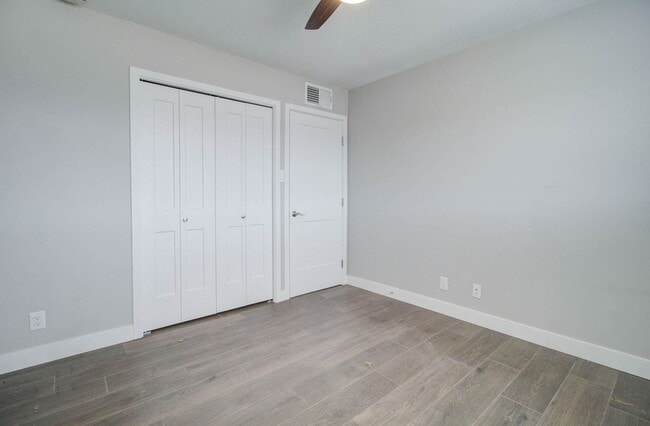 Building Photo - 126 E Fillmore St