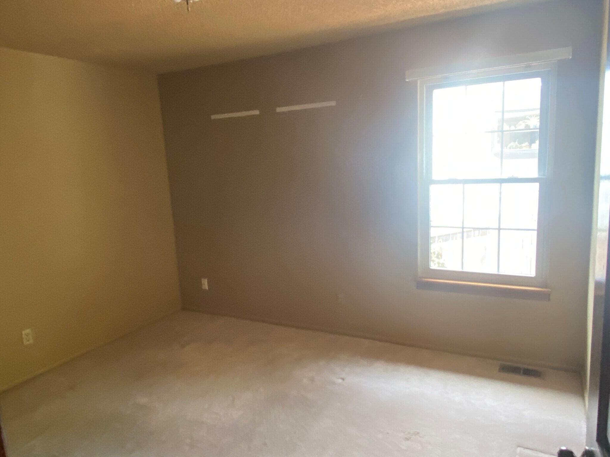 Middle bedroom - 8520 W 81st Dr