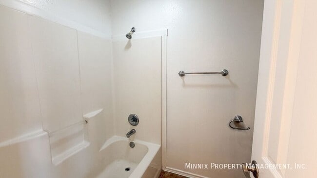 Building Photo - 2530 107th Dr