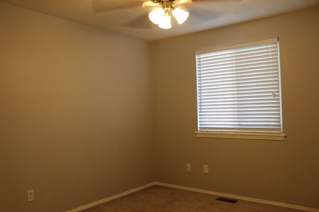 Building Photo - 2 Story Arvada Home located Near Standley ...