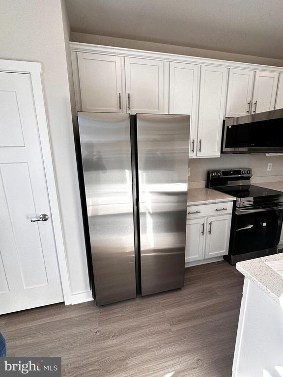 Building Photo - 30 Trotting Rd